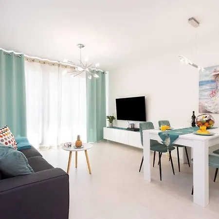 Amazing Brand New In Cruz Santa Cruz de Tenerife